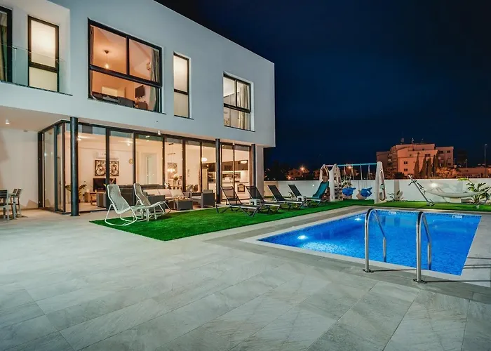 فيلة Sunnyvillas 4br New Private Pool In Pernera *