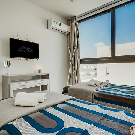 Villa Sunnyvillas 4br New Private Pool In Pernera Protaras