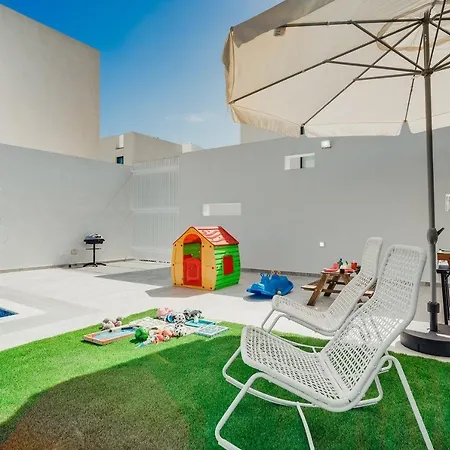 Sunnyvillas 4br New Private Pool In Pernera * Protaras