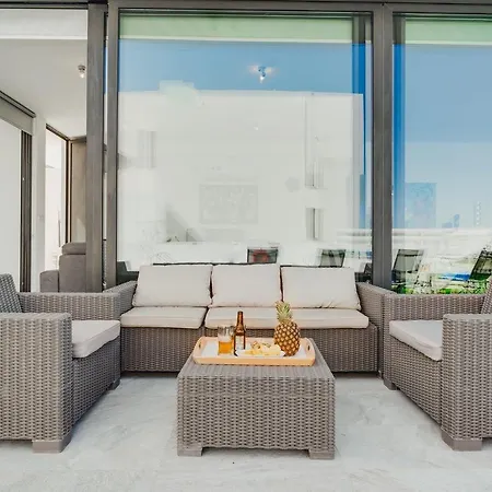 Sunnyvillas 4br New Private Pool In Pernera *