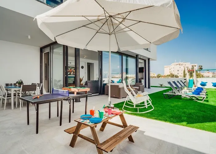 Sunnyvillas 4br New Private Pool In Pernera Vilă *