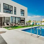 Sunnyvillas 4br New Private Pool In Pernera Βίλα Πρωταράς