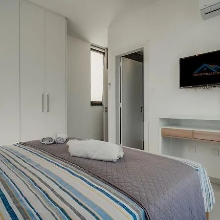 ヴィラ Sunnyvillas 4br New Private Pool In Pernera