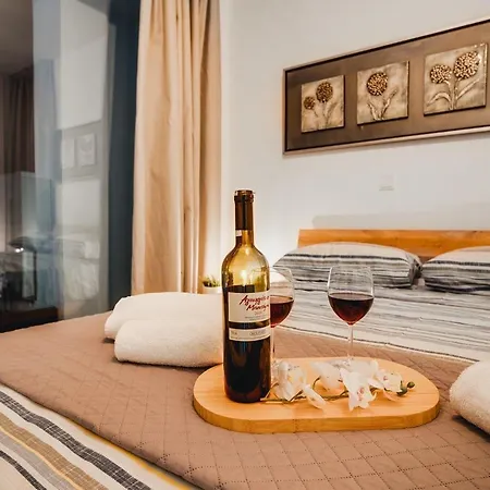 Sunnyvillas 4br New Private Pool In Pernera