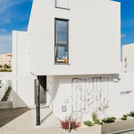 ヴィラ Sunnyvillas 4br New Private Pool In Pernera