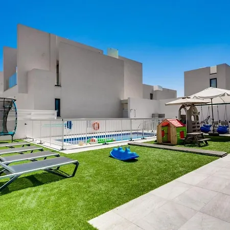 Sunnyvillas 4br New Private Pool In Pernera *