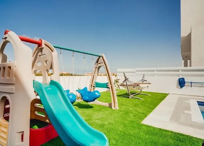 Vila Sunnyvillas 4br New Private Pool In Pernera Protaras