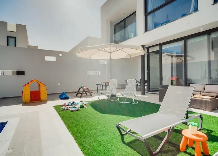 Sunnyvillas 4br New Private Pool In Pernera Vila