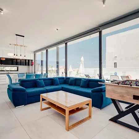 Sunnyvillas 4br New Private Pool In Pernera *